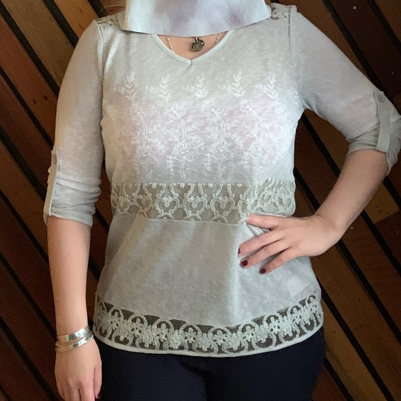 3/4 sleeve flower print top - Picture 6 of 7